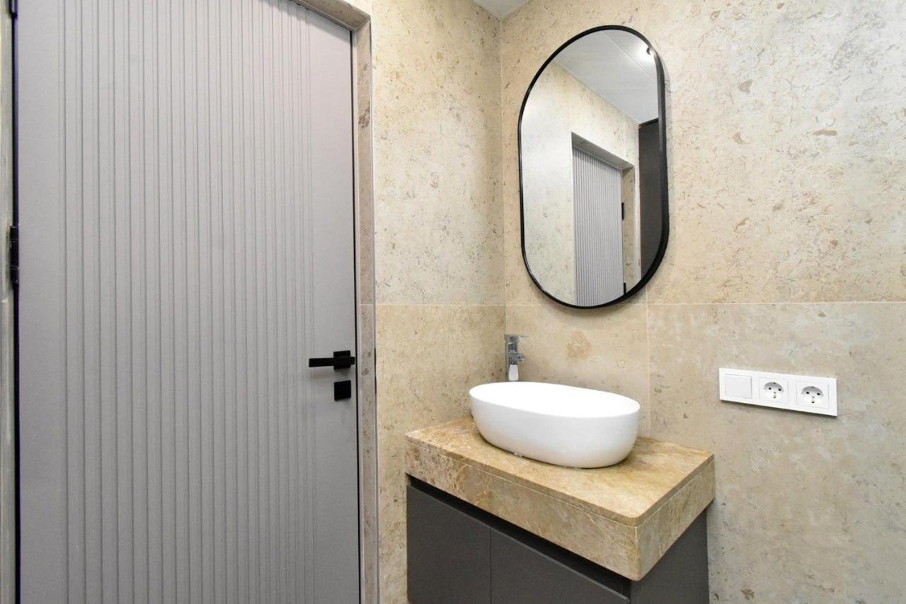 Beautiful Apartment Near The Republic Square Erevan Exterior foto